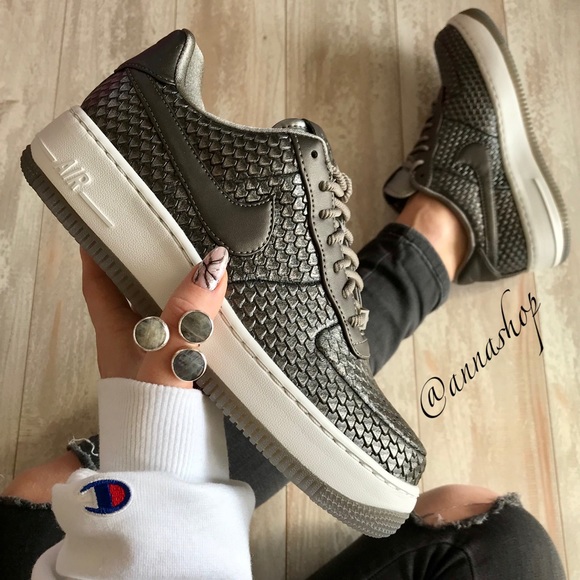 Nike Shoes - NWT Nike Air Force 1 upstep Premium